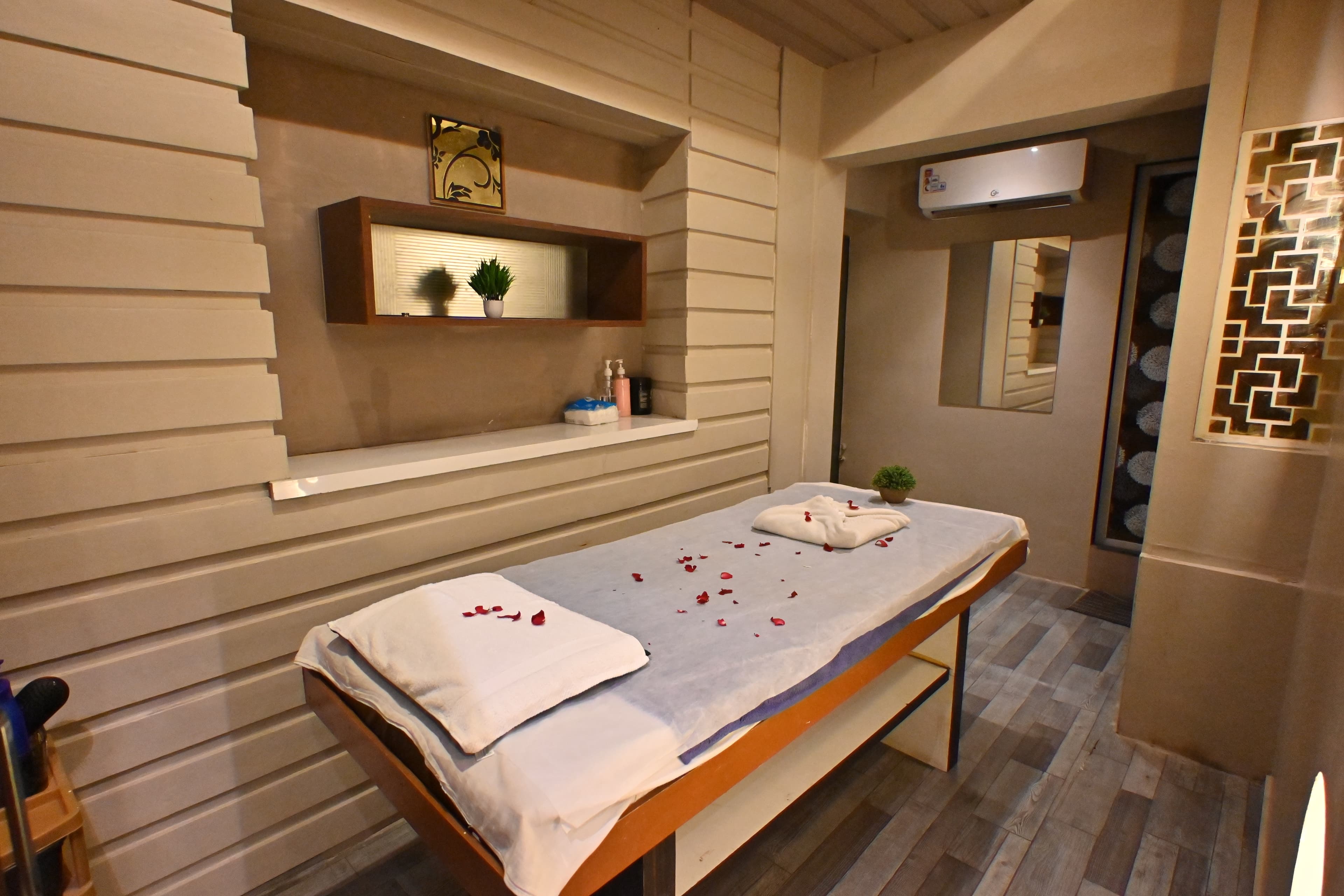 Orange Spa Gallery 3